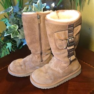 UGG Cargo Brown Zip Up Buckle Boots